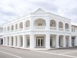 Dalhousie Lane (D8), Retail #584775601